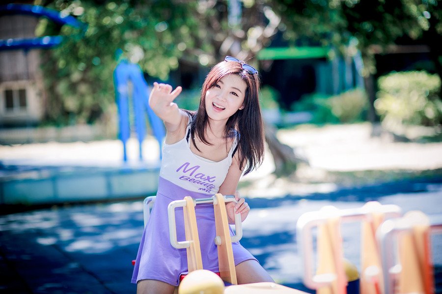 “嗡嗡嗡~”